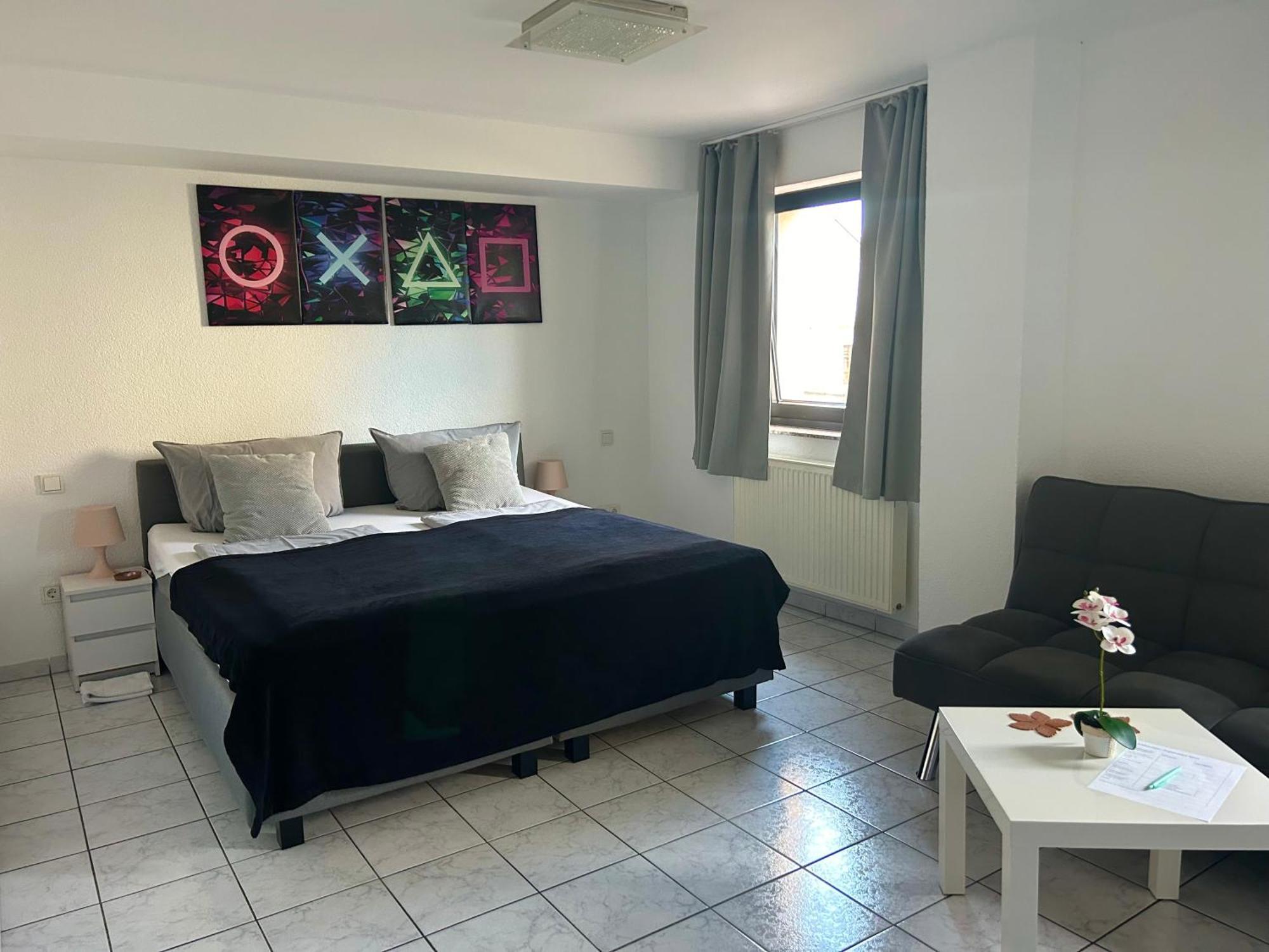 Mikroapartments Klarenthal ซาร์บรึคเคน ภายนอก รูปภาพ